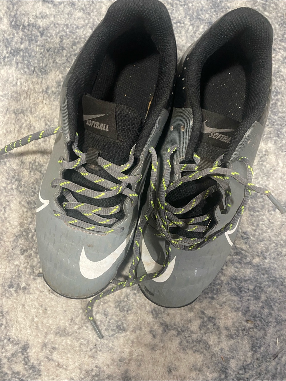 Nike Kids Gray and Lime Softball Sneakers